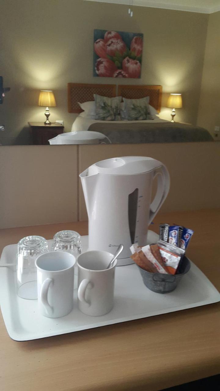 Kleines Nest Bed And Breakfast 鲸湾港 外观 照片