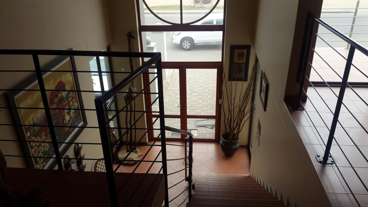 Kleines Nest Bed And Breakfast 鲸湾港 外观 照片